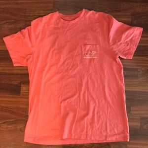 Vineyard vines tee